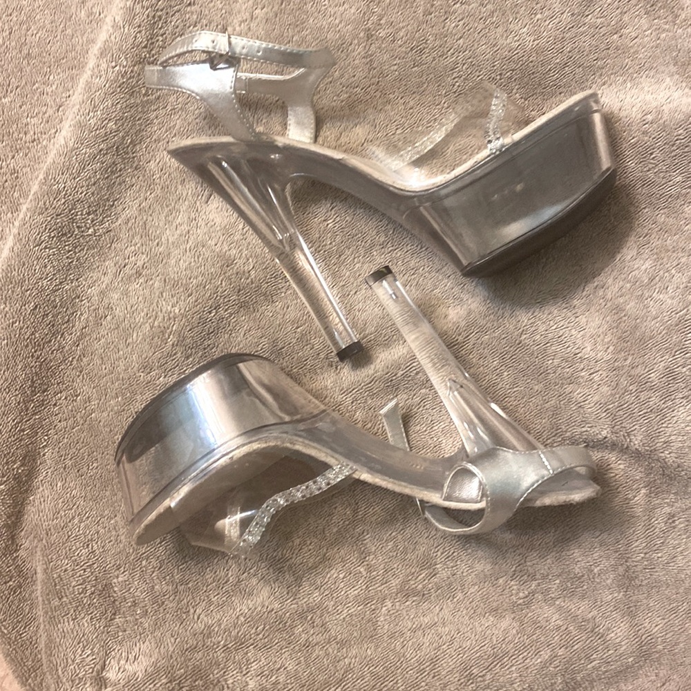The Highest Heel size 8M
